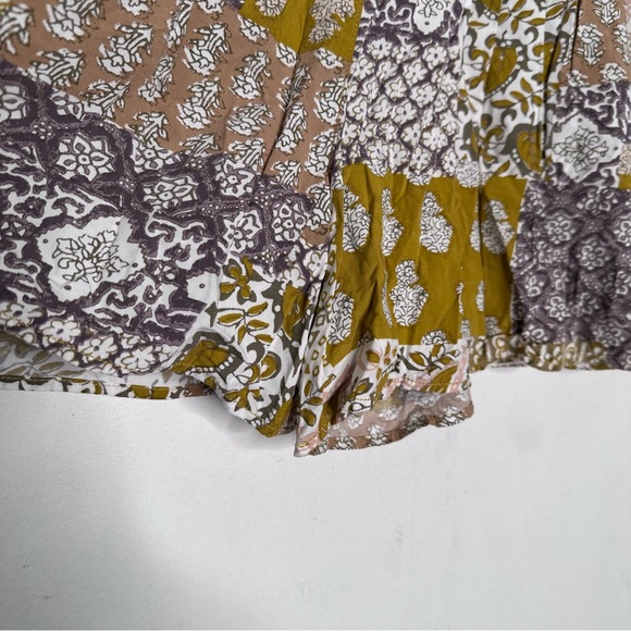 Maeve Patchwork Pleated Shorts Green Motif Size Medium - Picture 5 of 8